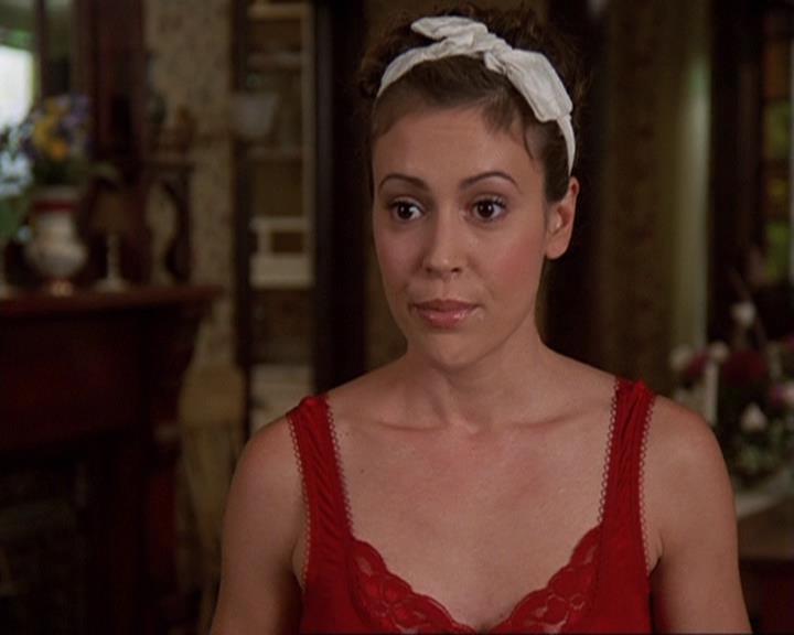 Charmed-Online-dot-409MuseToMyEars0429.jpg