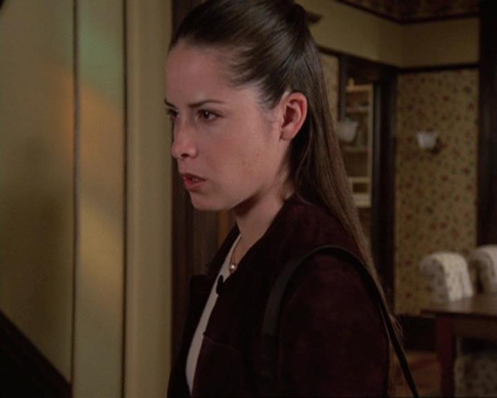 Charmed-Online-dot-409MuseToMyEars0510.jpg