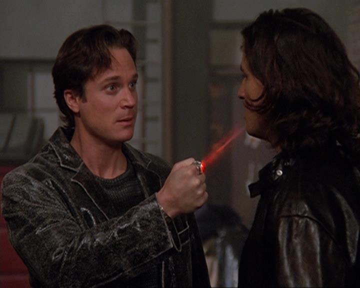 Charmed-Online-dot-409MuseToMyEars0587.jpg