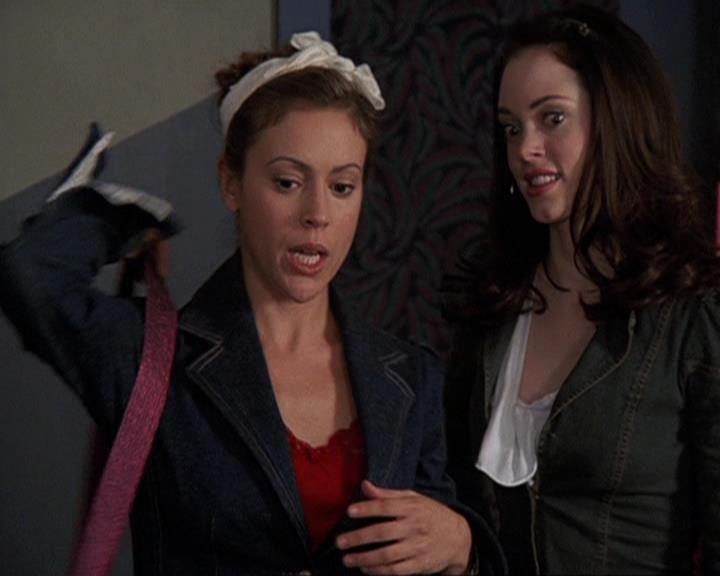 Charmed-Online-dot-409MuseToMyEars0643.jpg