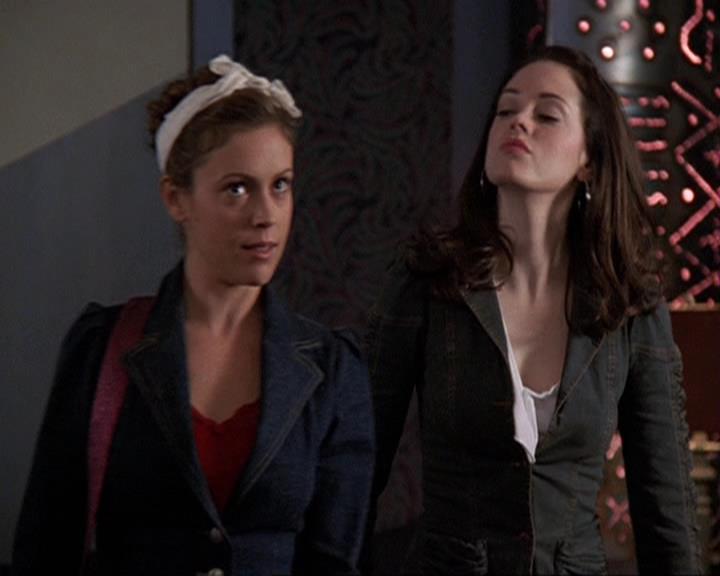 Charmed-Online-dot-409MuseToMyEars0647.jpg