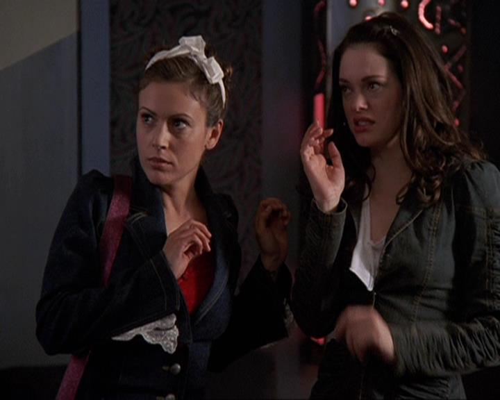 Charmed-Online-dot-409MuseToMyEars0657.jpg
