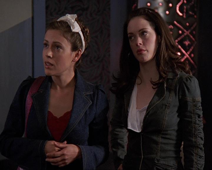 Charmed-Online-dot-409MuseToMyEars0678.jpg