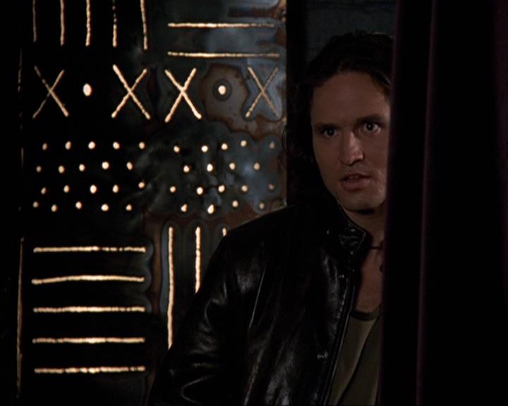 Charmed-Online-dot-409MuseToMyEars0716.jpg