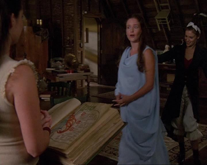 Charmed-Online-dot-409MuseToMyEars0815.jpg