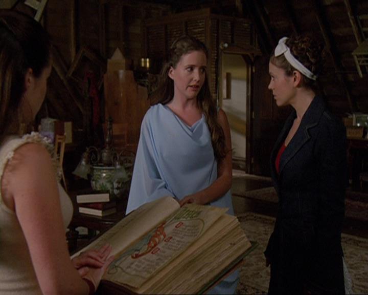 Charmed-Online-dot-409MuseToMyEars0824.jpg