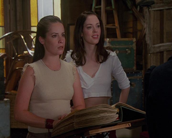 Charmed-Online-dot-409MuseToMyEars0854.jpg