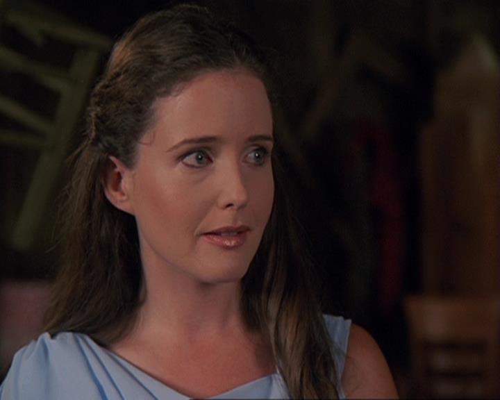 Charmed-Online-dot-409MuseToMyEars0857.jpg