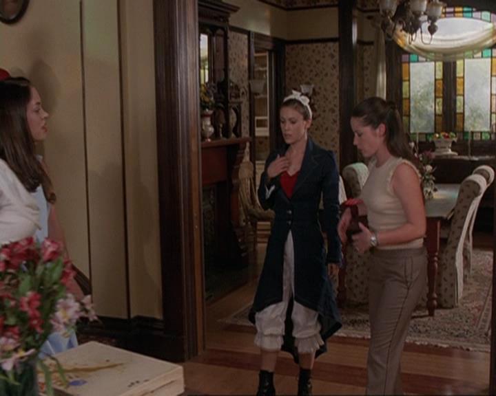 Charmed-Online-dot-409MuseToMyEars0922.jpg