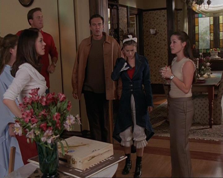 Charmed-Online-dot-409MuseToMyEars0925.jpg