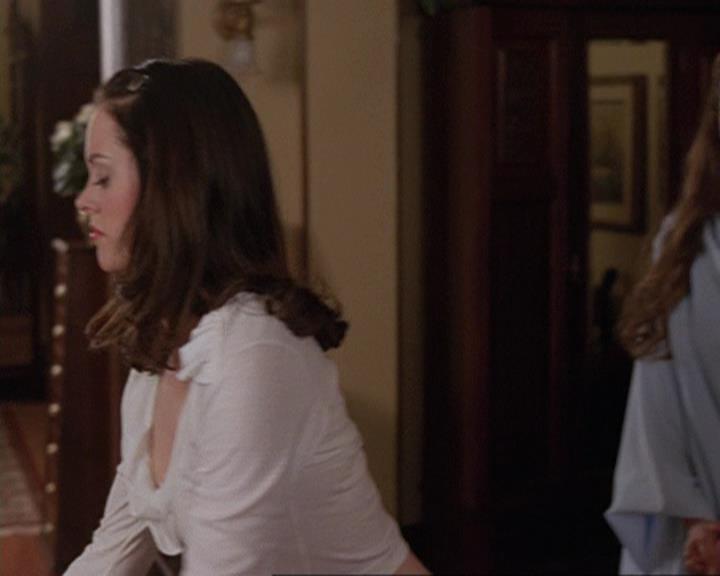 Charmed-Online-dot-409MuseToMyEars1055.jpg