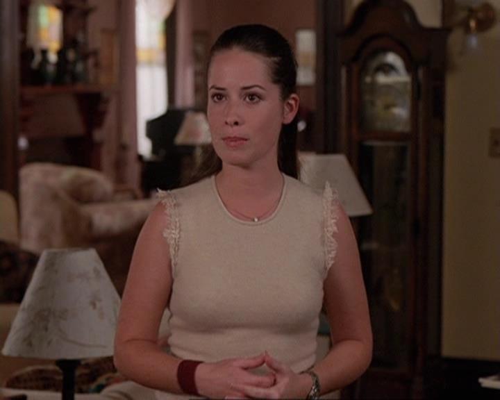 Charmed-Online-dot-409MuseToMyEars1056.jpg