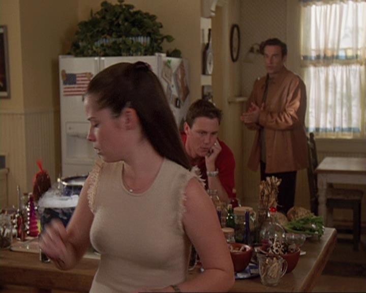 Charmed-Online-dot-409MuseToMyEars1085.jpg