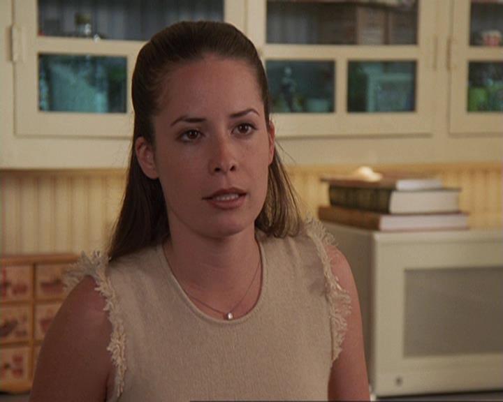 Charmed-Online-dot-409MuseToMyEars1113.jpg