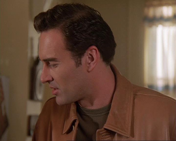 Charmed-Online-dot-409MuseToMyEars1117.jpg