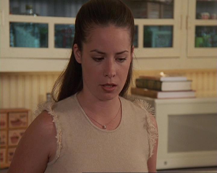 Charmed-Online-dot-409MuseToMyEars1124.jpg