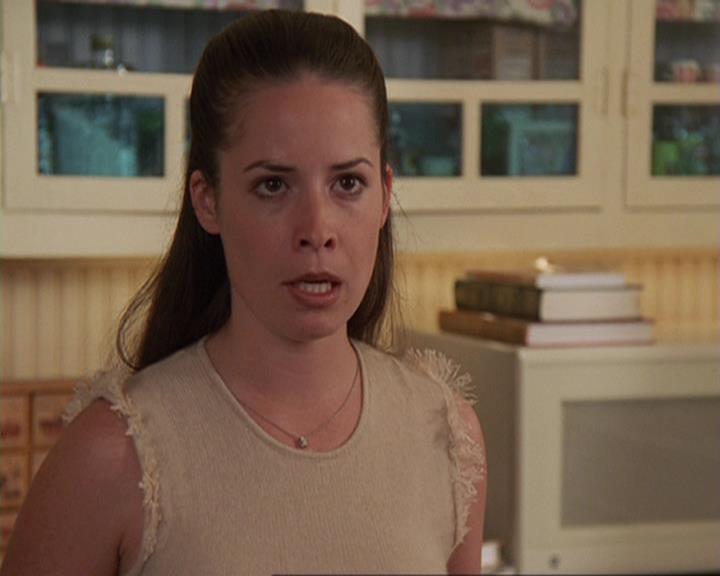 Charmed-Online-dot-409MuseToMyEars1137.jpg