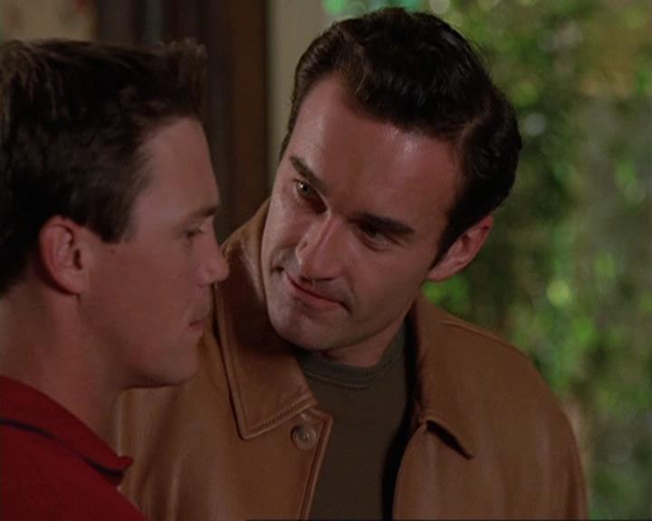 Charmed-Online-dot-409MuseToMyEars1187.jpg