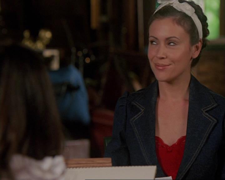 Charmed-Online-dot-409MuseToMyEars1235.jpg