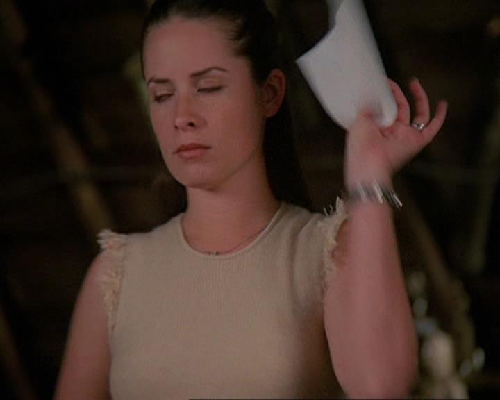 Charmed-Online-dot-409MuseToMyEars1284.jpg