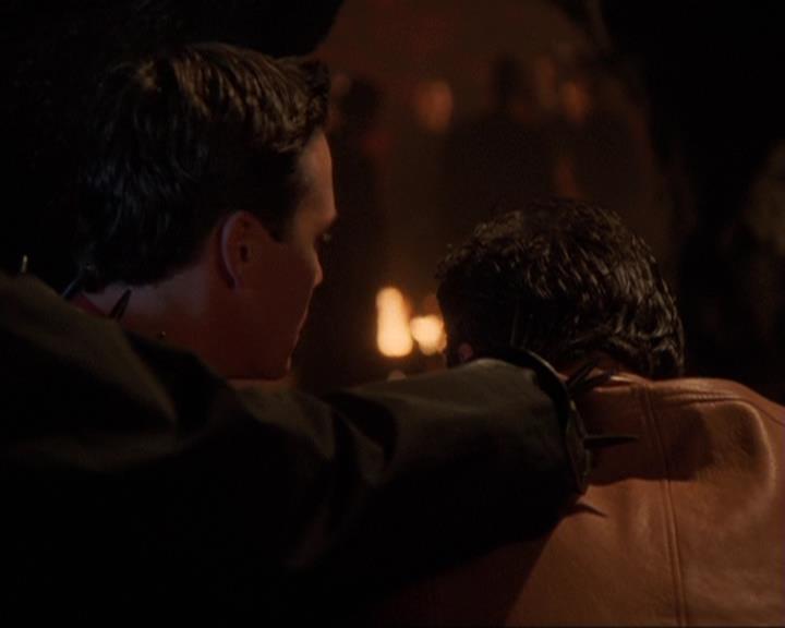 Charmed-Online-dot-409MuseToMyEars1359.jpg