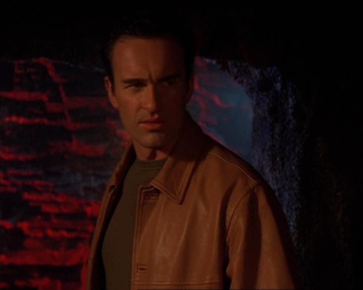 Charmed-Online-dot-409MuseToMyEars1394.jpg