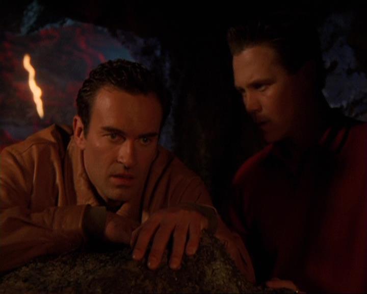 Charmed-Online-dot-409MuseToMyEars1399.jpg