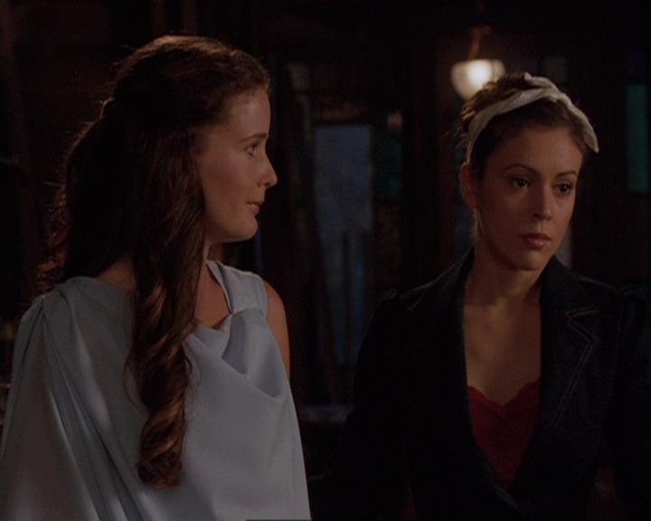 Charmed-Online-dot-409MuseToMyEars1418.jpg