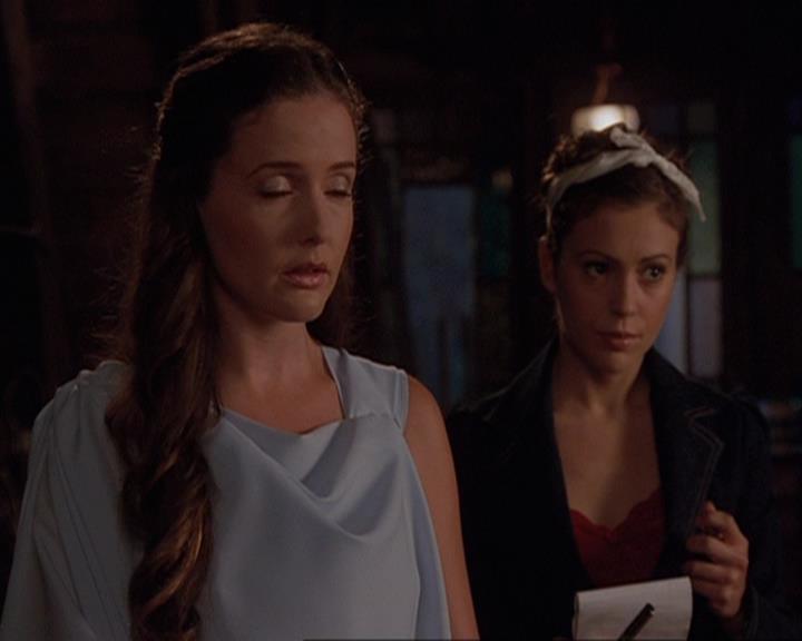 Charmed-Online-dot-409MuseToMyEars1435.jpg