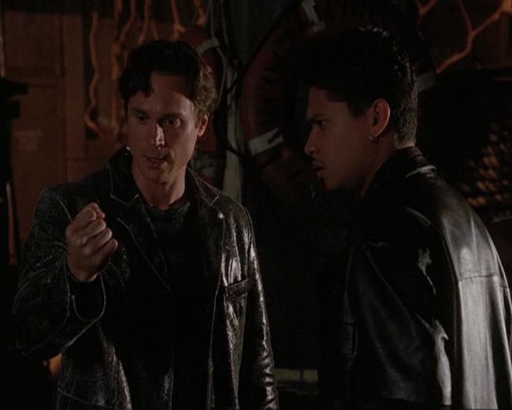 Charmed-Online-dot-409MuseToMyEars1462.jpg