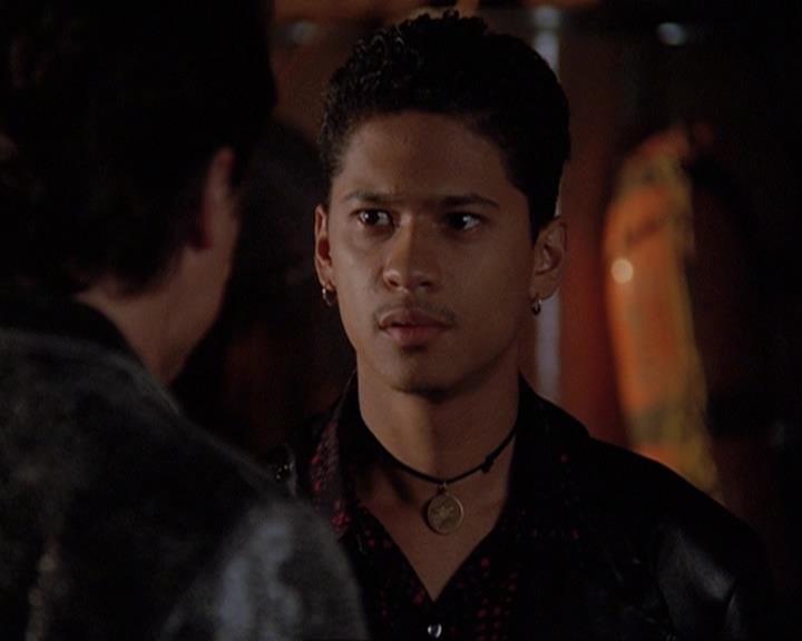 Charmed-Online-dot-409MuseToMyEars1475.jpg