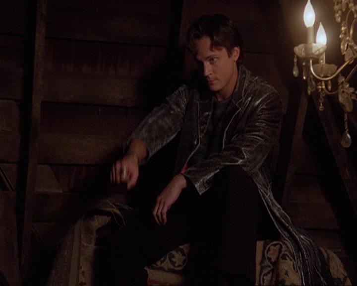 Charmed-Online-dot-409MuseToMyEars1511.jpg