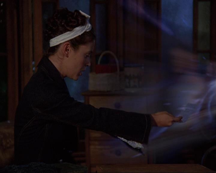 Charmed-Online-dot-409MuseToMyEars1514.jpg