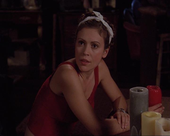 Charmed-Online-dot-409MuseToMyEars1612.jpg