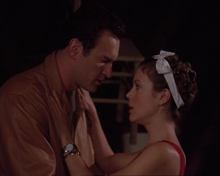 Charmed-Online-dot-409MuseToMyEars1683.jpg