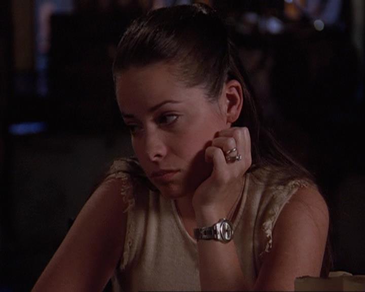 Charmed-Online-dot-409MuseToMyEars1701.jpg