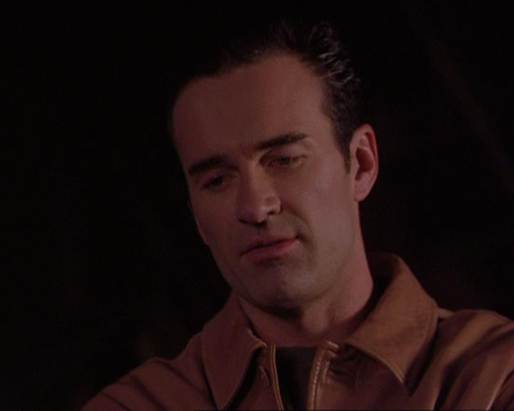 Charmed-Online-dot-409MuseToMyEars1705.jpg