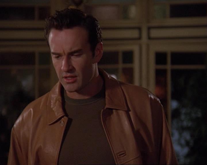 Charmed-Online-dot-409MuseToMyEars1806.jpg