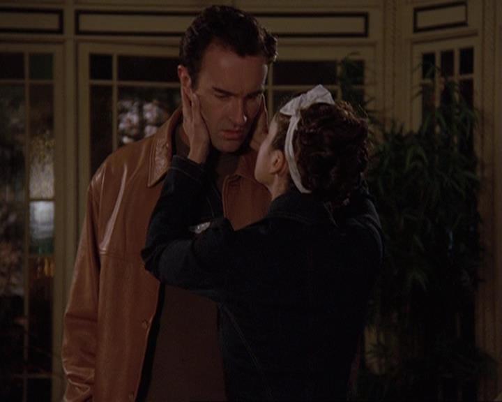 Charmed-Online-dot-409MuseToMyEars1858.jpg