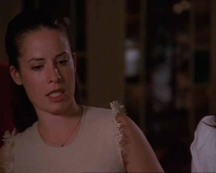 Charmed-Online-dot-409MuseToMyEars1877.jpg