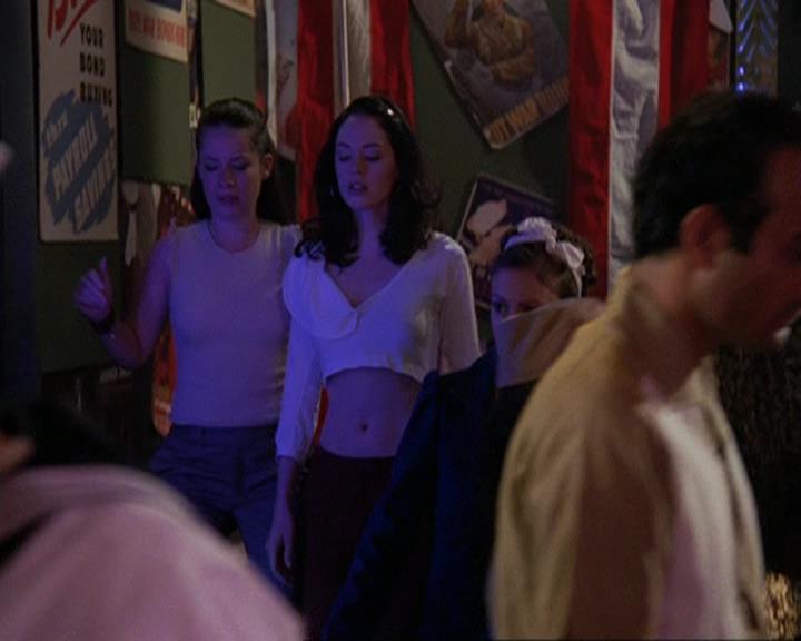 Charmed-Online-dot-409MuseToMyEars1902.jpg