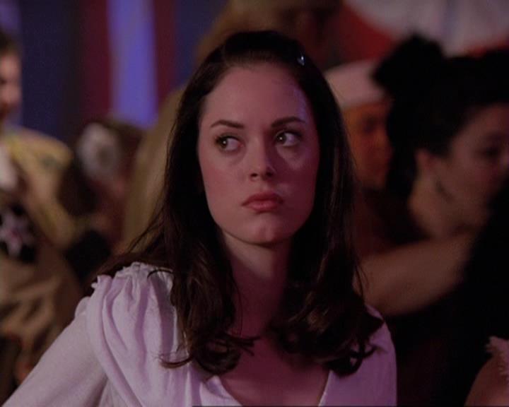 Charmed-Online-dot-409MuseToMyEars2036.jpg