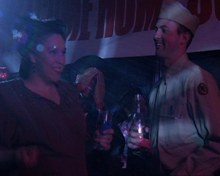 Charmed-Online-dot-409MuseToMyEars2052.jpg