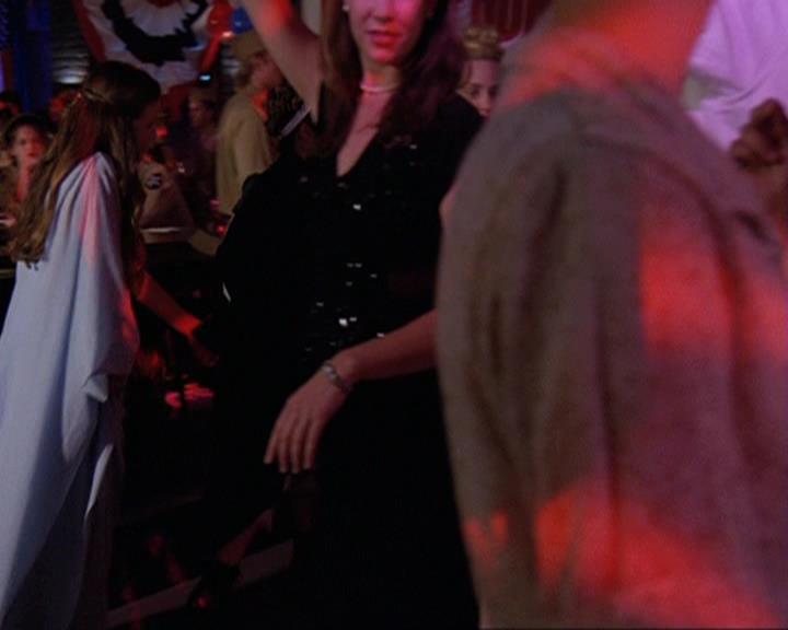 Charmed-Online-dot-409MuseToMyEars2103.jpg