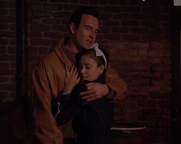 Charmed-Online-dot-409MuseToMyEars2182.jpg