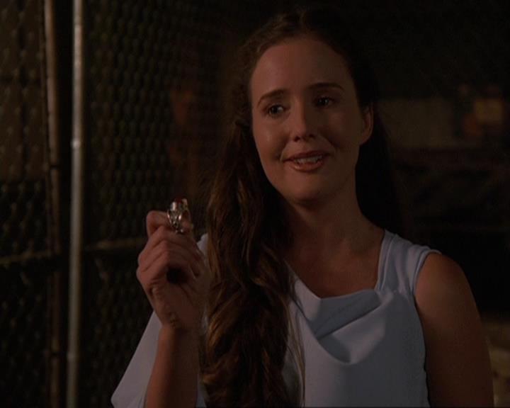 Charmed-Online-dot-409MuseToMyEars2203.jpg