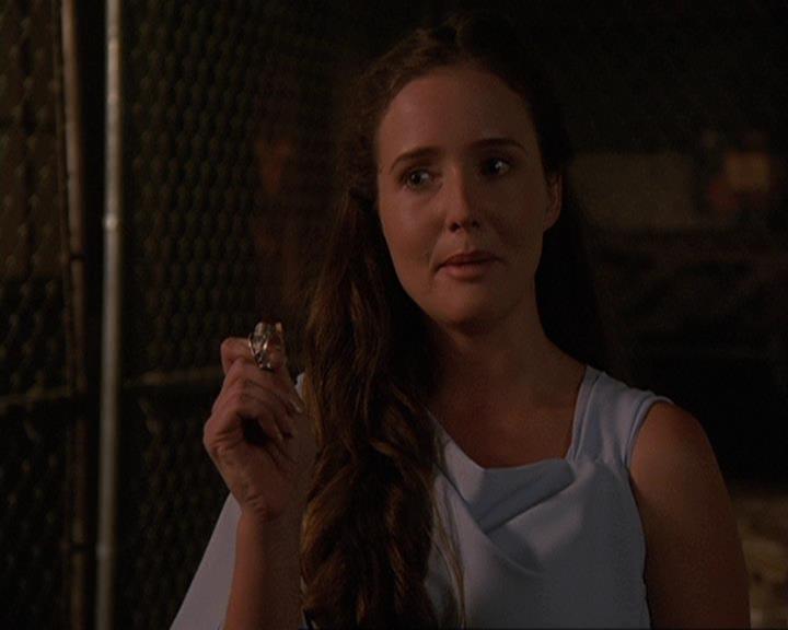 Charmed-Online-dot-409MuseToMyEars2204.jpg