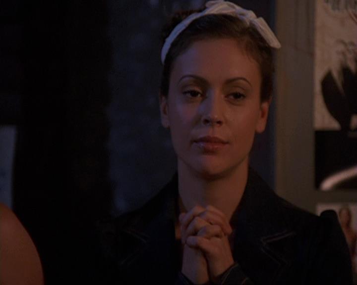 Charmed-Online-dot-409MuseToMyEars2237.jpg