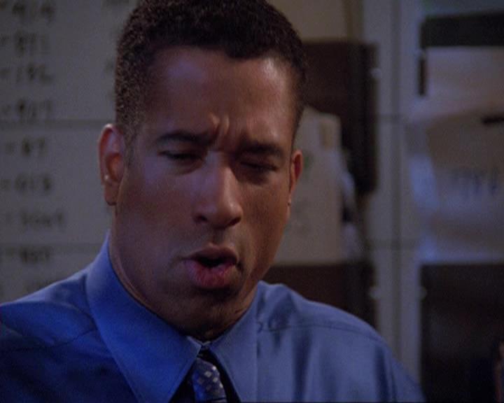 Charmed-Online-dot-410APaigeFromThePast0046.jpg