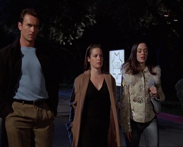 Charmed-Online-dot-410APaigeFromThePast0088.jpg